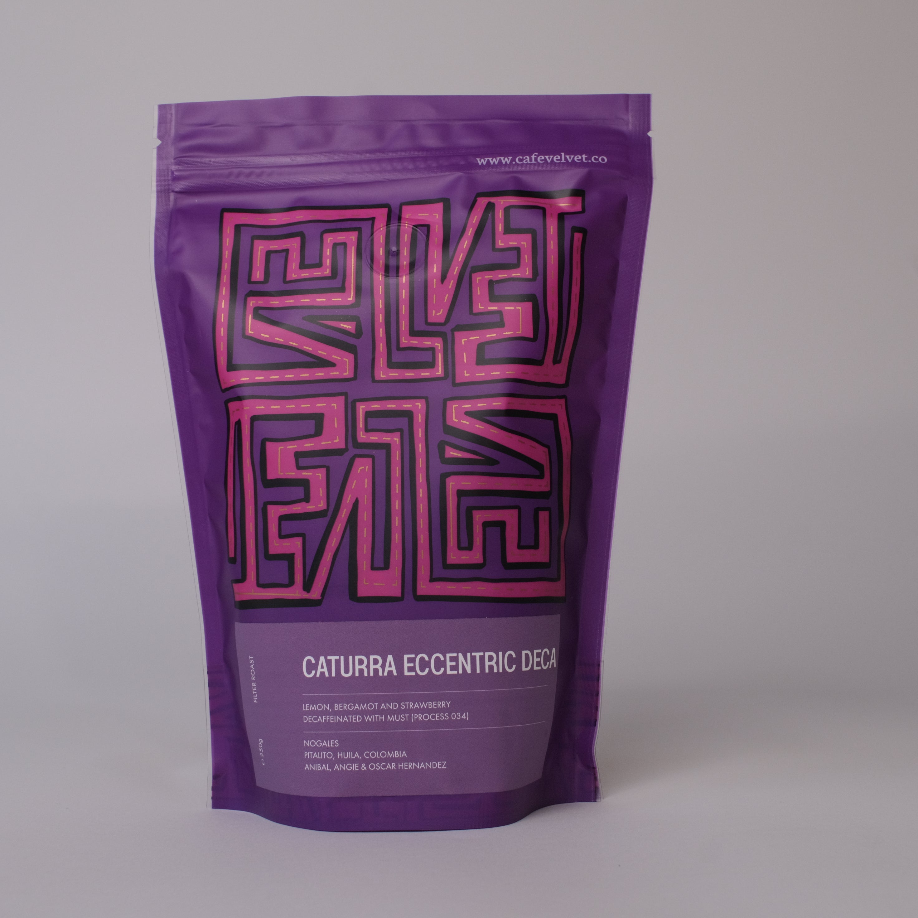 CATURRA ECCENTRIC DECA By Oscar Hernandez